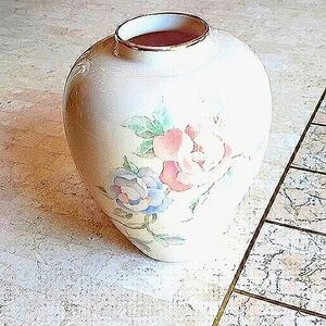 LENOX VASE 6 1/2" inch tall. Pattern- CHATSWORTH..New Vase